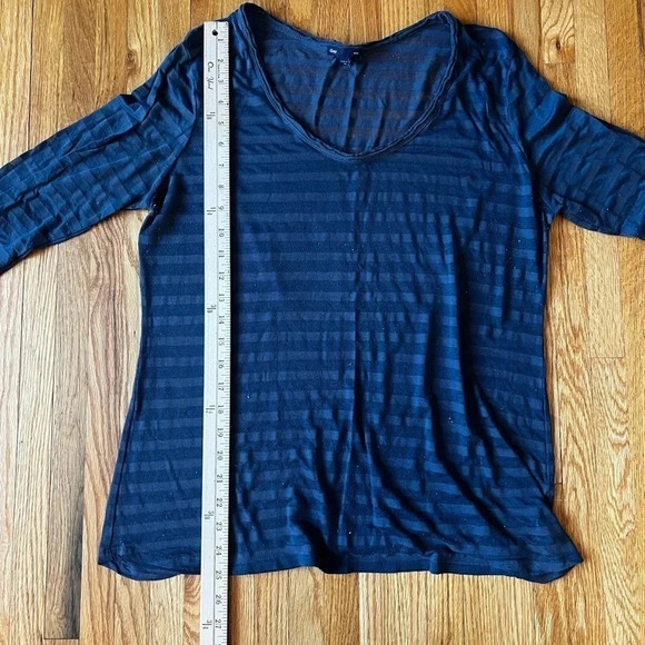 GAP quarter sleeve tee - Picture 2 of 5